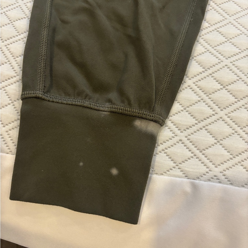Lululemon Army Green High-Rise Align Jogger - Picture 6 of 8